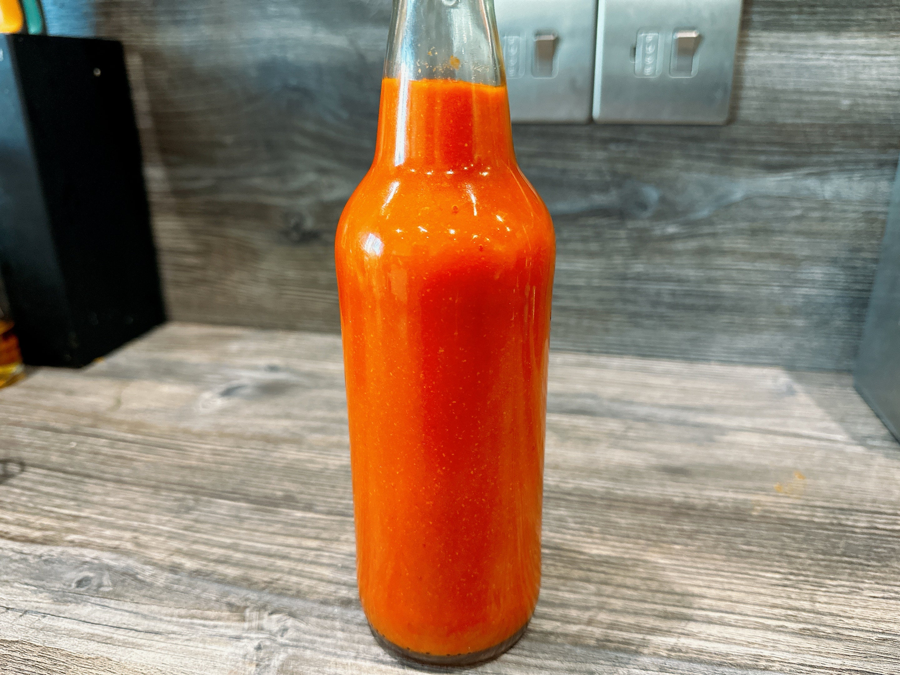 Fiery Flavours: Mastering Homemade Thai Sriracha Sauce with Red Chilli ...